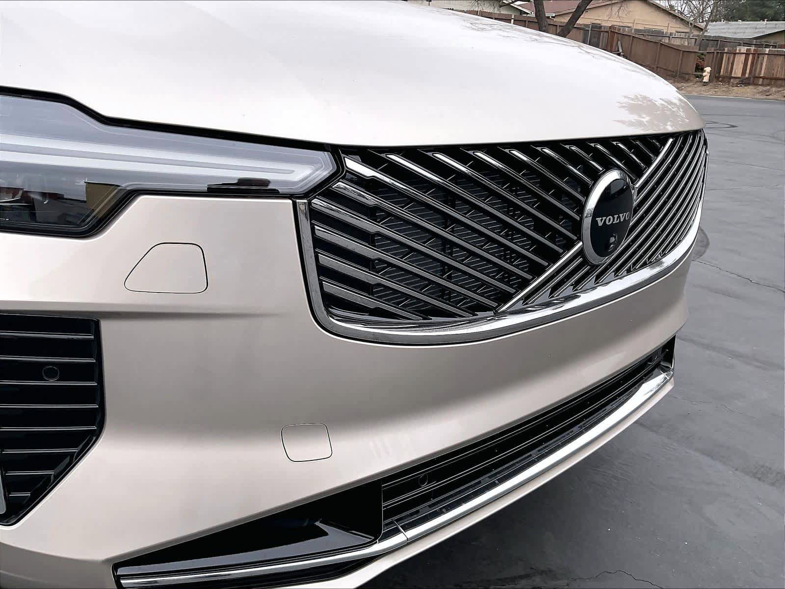 New 2026 Volvo XC90 T8 Plus w/ Protection Package AWD/4WD image 34