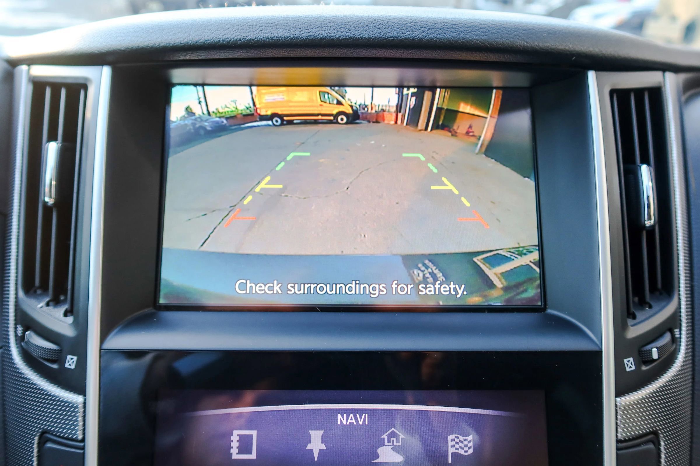 Used 2018 INFINITI Q50 Sport AWD/4WD image 17