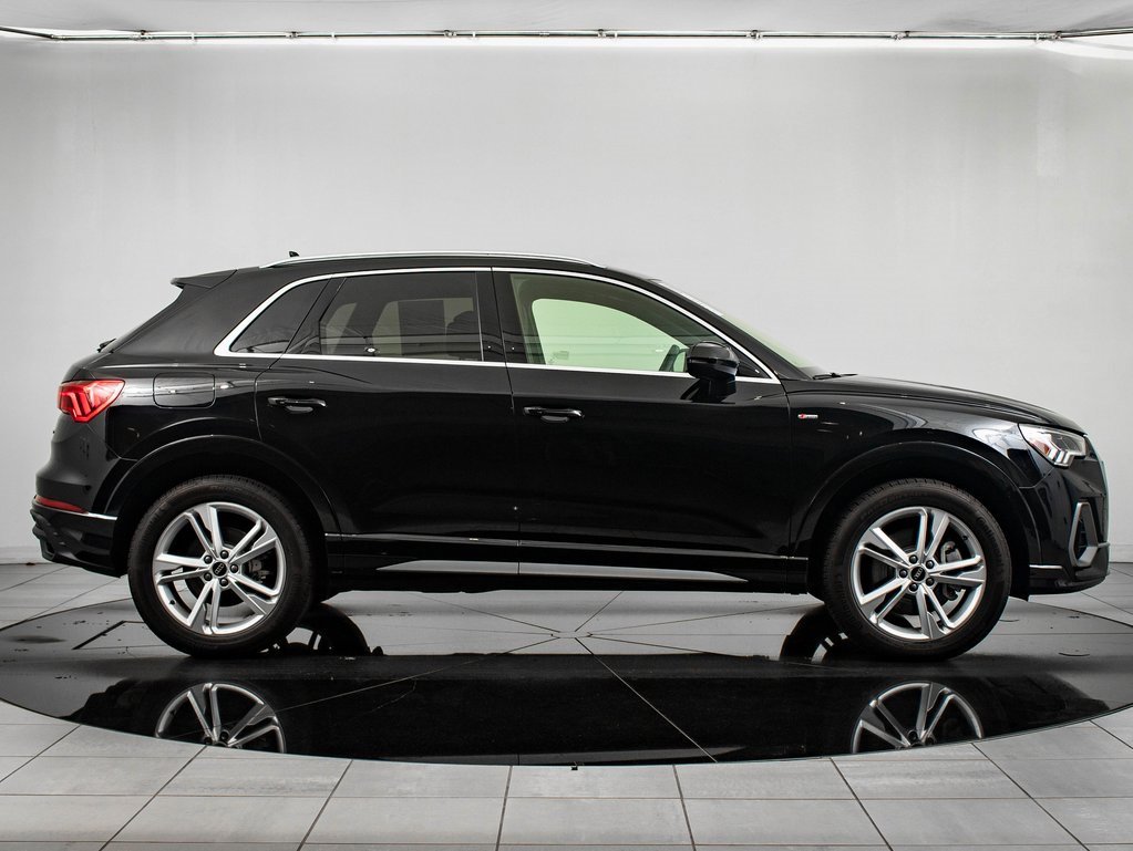 Certified 2024 Audi Q3 2.0T Premium w/ Convenience Package image 11