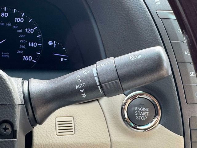 Used 2011 Lexus LS 460 L w/ Luxury Pkg image 30