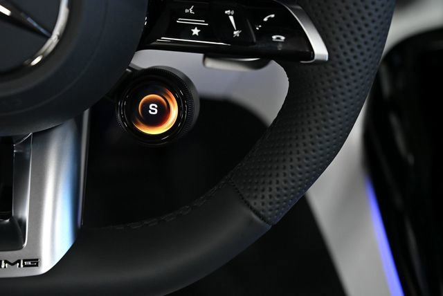 Used 2026 Mercedes-Benz SL 63 AMG S e Performance 4MATIC image 57