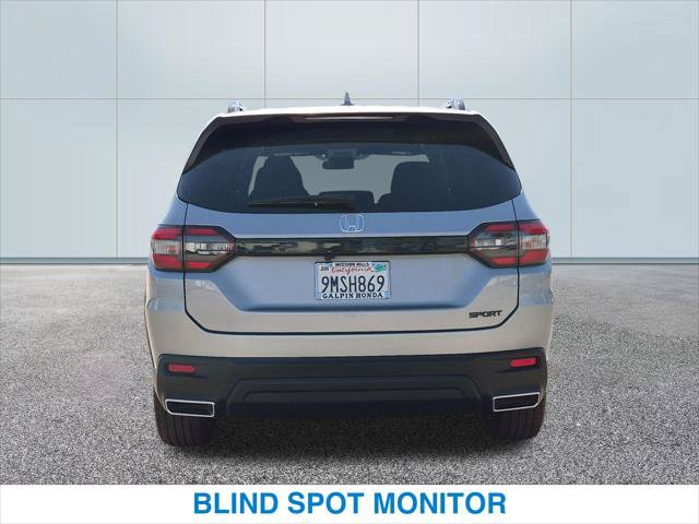 Certified 2025 Honda Pilot Sport image 8