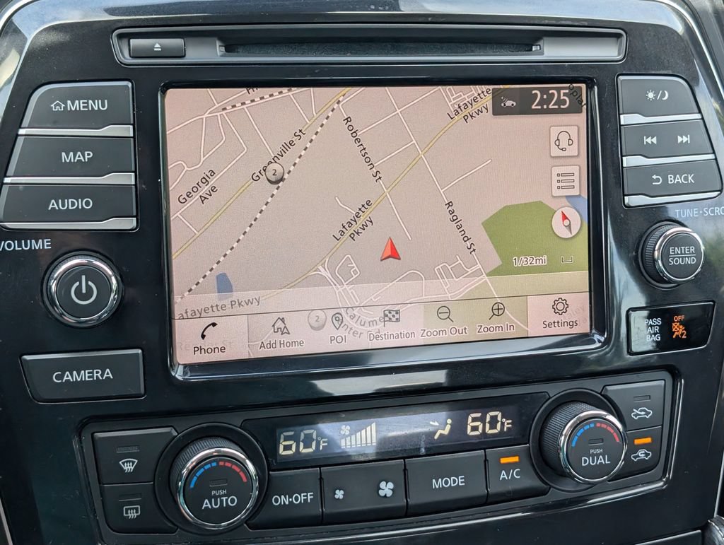 Used 2022 Nissan Maxima SV w/ Floor Mat Group FWD image 22