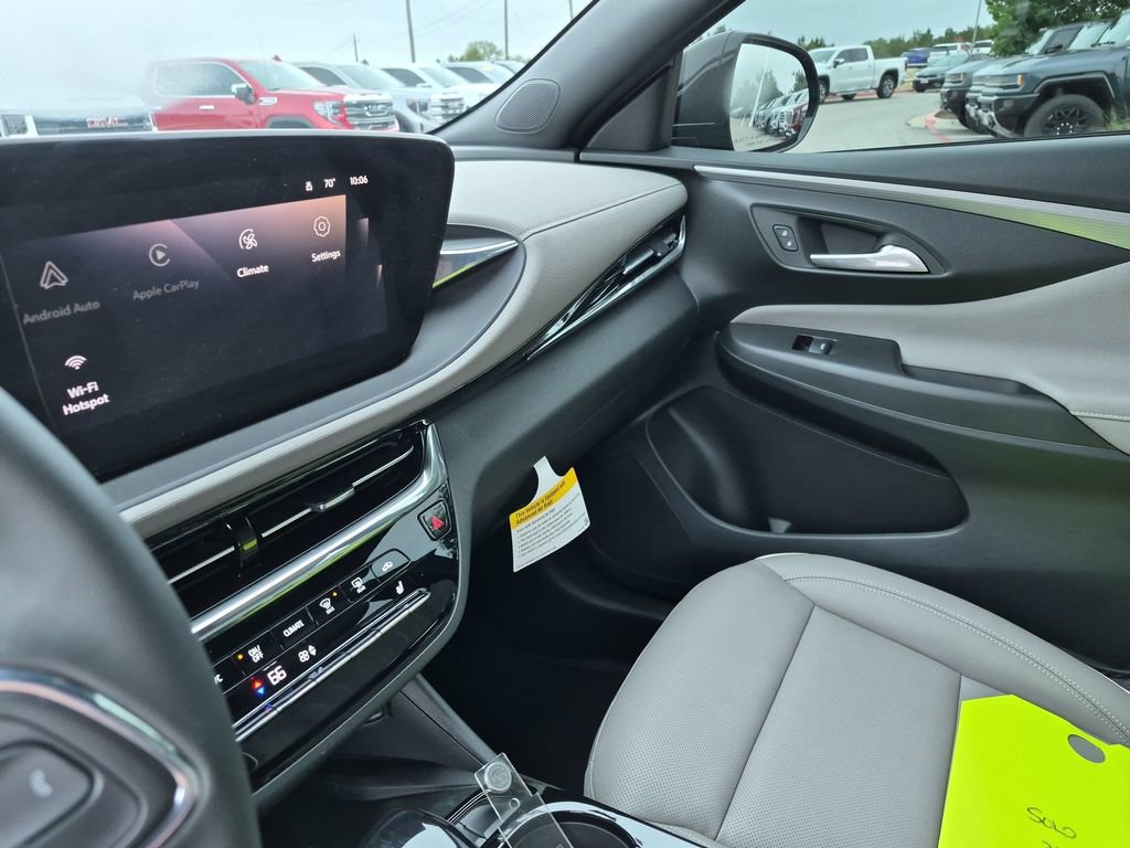 New 2026 Buick Envista Avenir FWD image 25