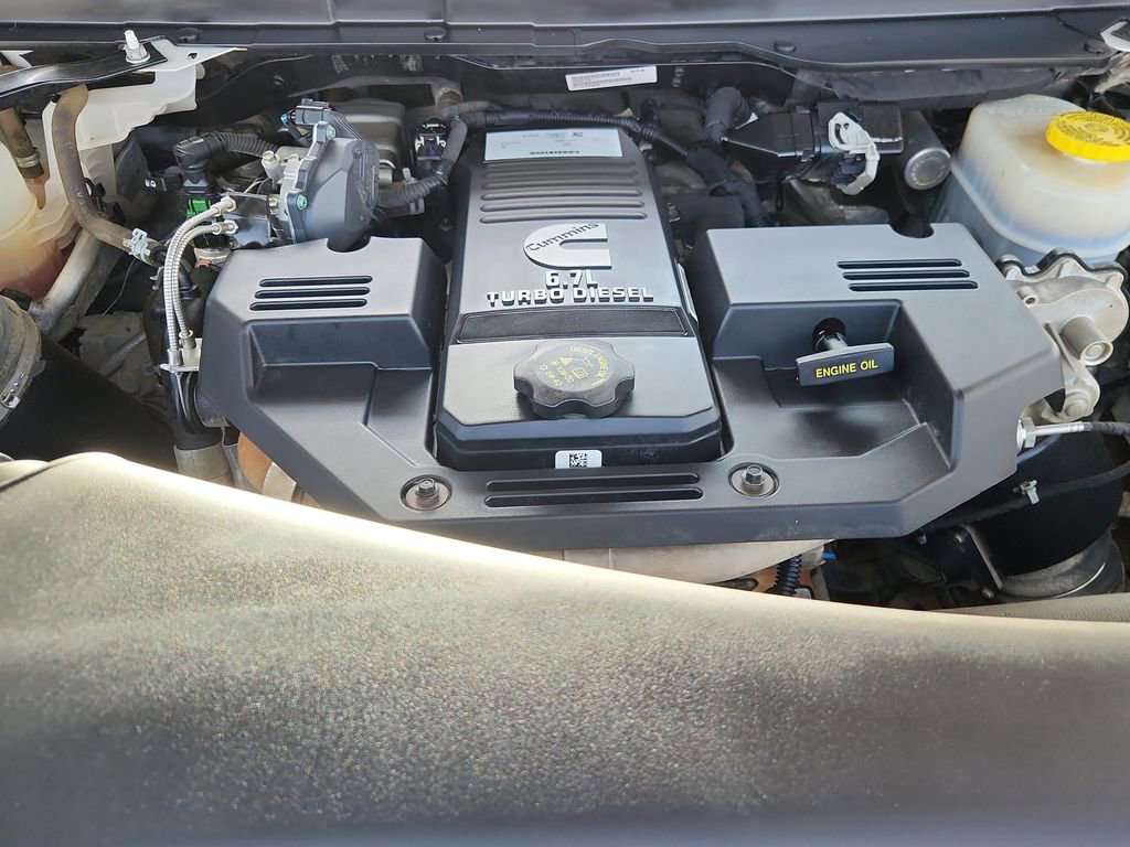 Used 2024 RAM 2500 Tradesman AWD/4WD image 18
