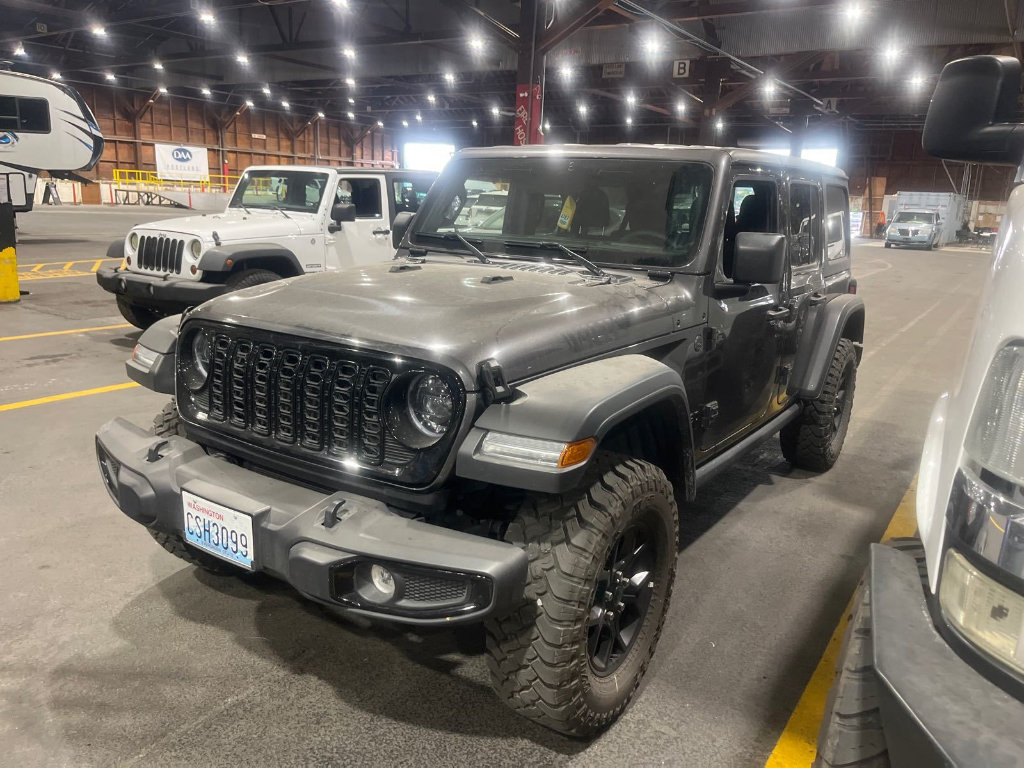 Used 2025 Jeep Wrangler Unlimited Sport AWD/4WD image 4