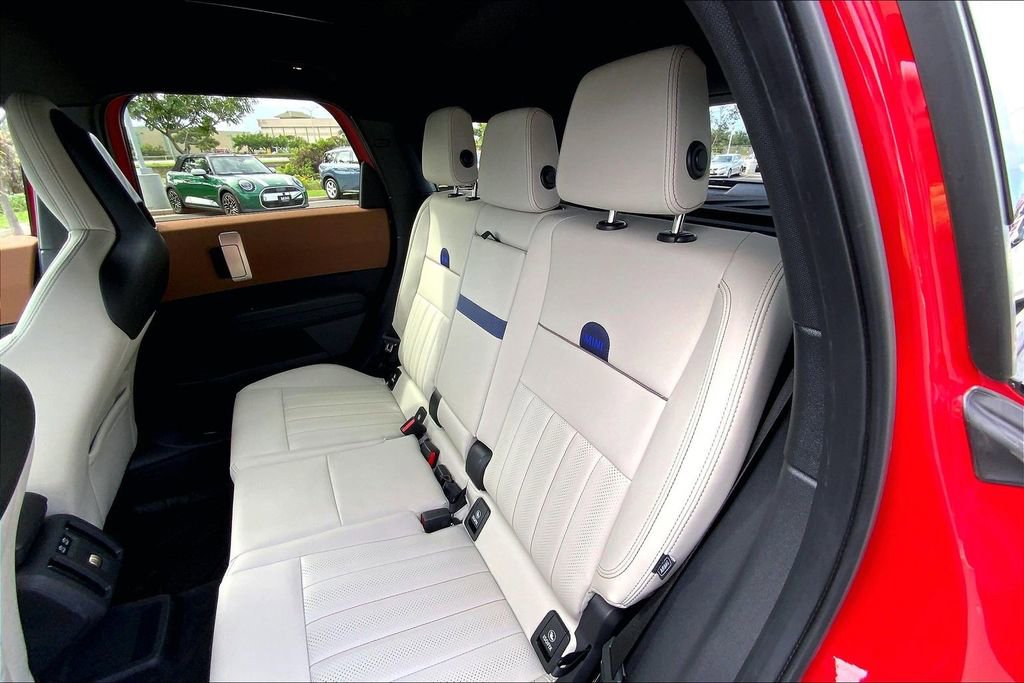 Certified 2025 MINI Cooper Countryman S w/ Comfort Package Max image 27