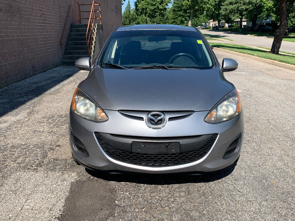 Used 2014 MAZDA MAZDA2 Sport FWD image 8