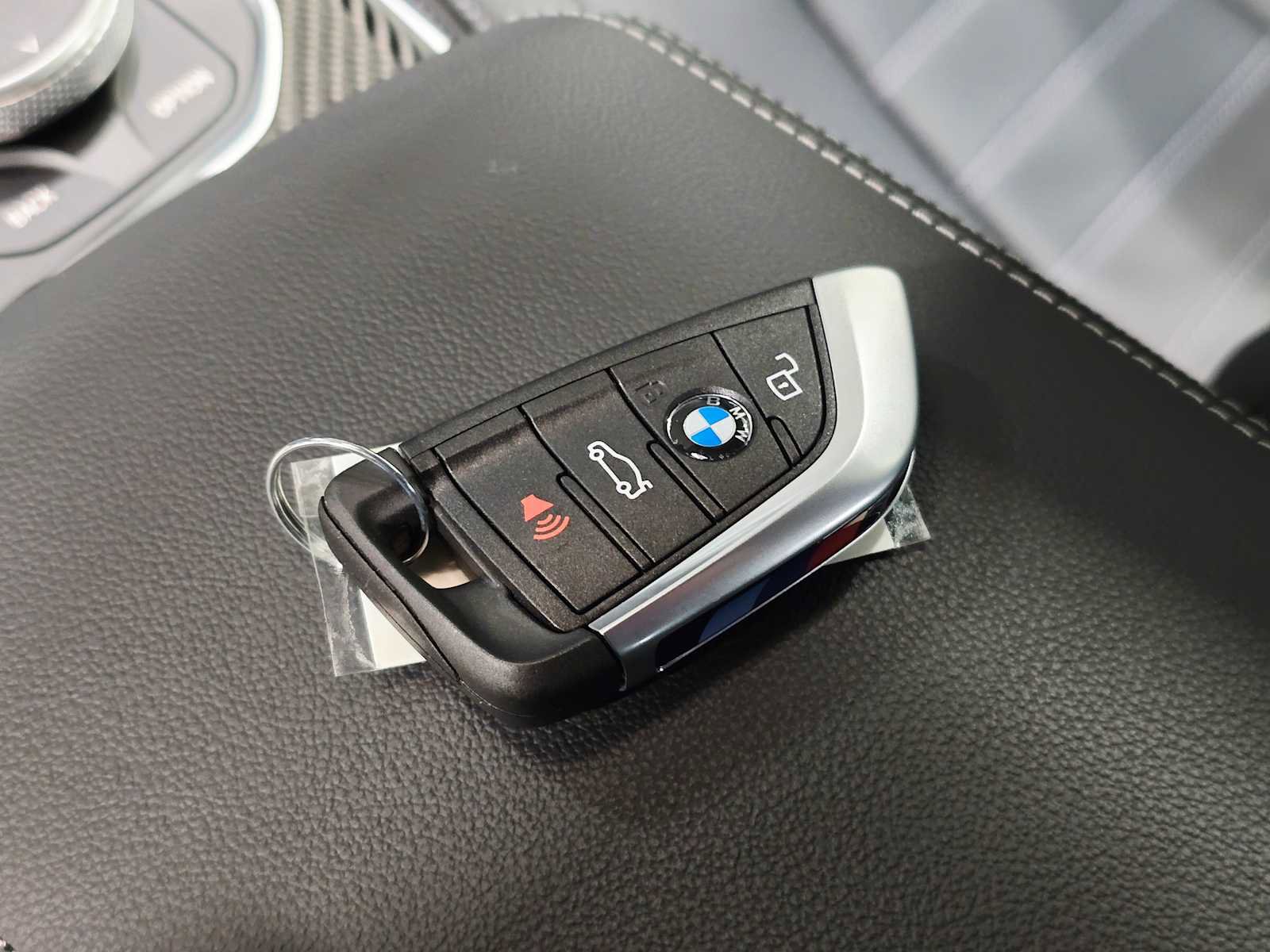 New 2026 BMW M2 w/ Lighting Package image 31