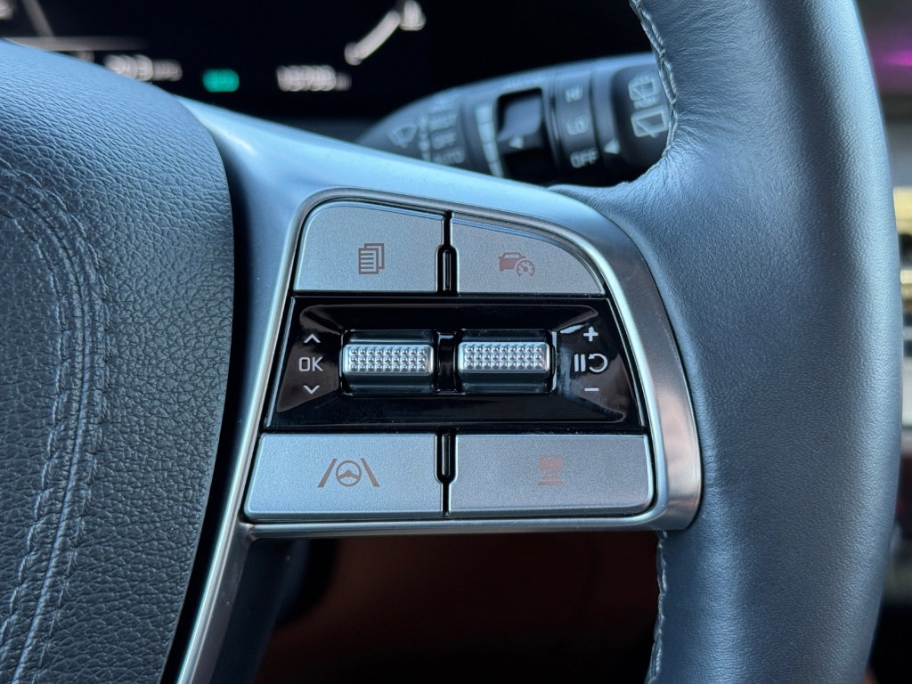 Used 2025 Kia Telluride SX Prestige X-Line image 20