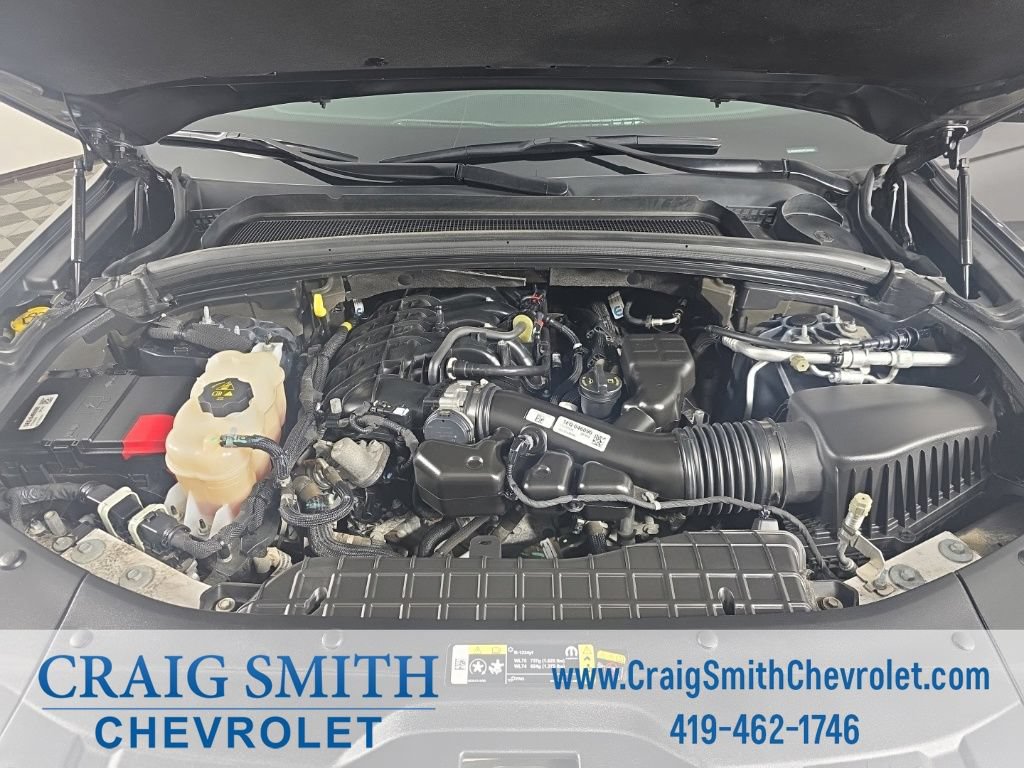 Used 2023 Jeep Grand Cherokee Altitude AWD/4WD image 9