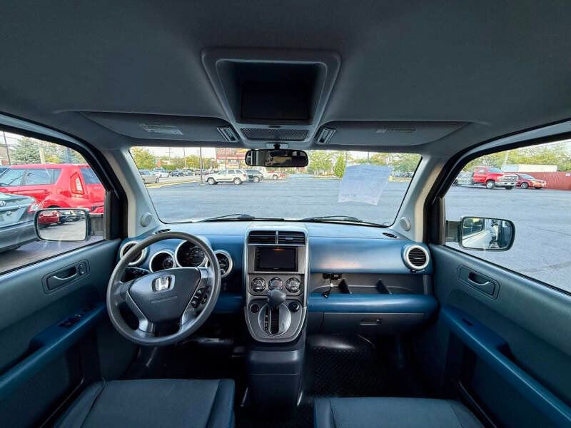 Used 2004 Honda Element EX image 19