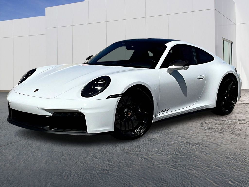 Used 2025 Porsche 911 Carrera GTS RWD image 1