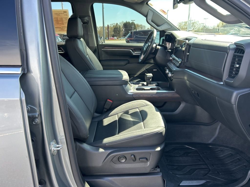 Used 2026 GMC Sierra 1500 SLT w/ SLT Premium Plus Package image 24