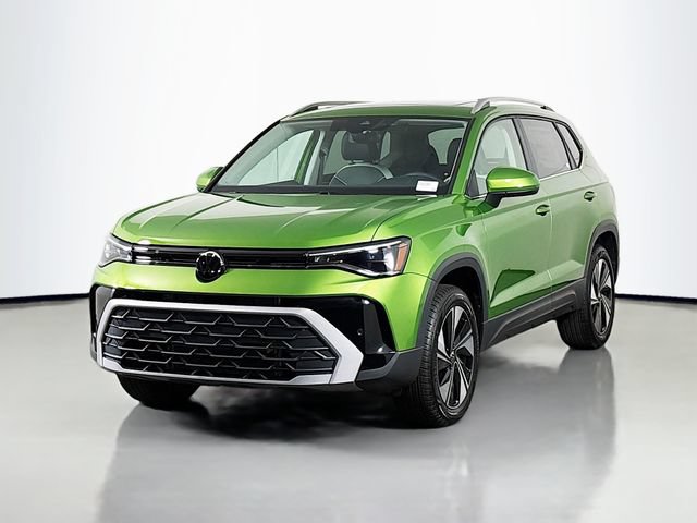New 2026 Volkswagen Taos SE AWD/4WD image 3