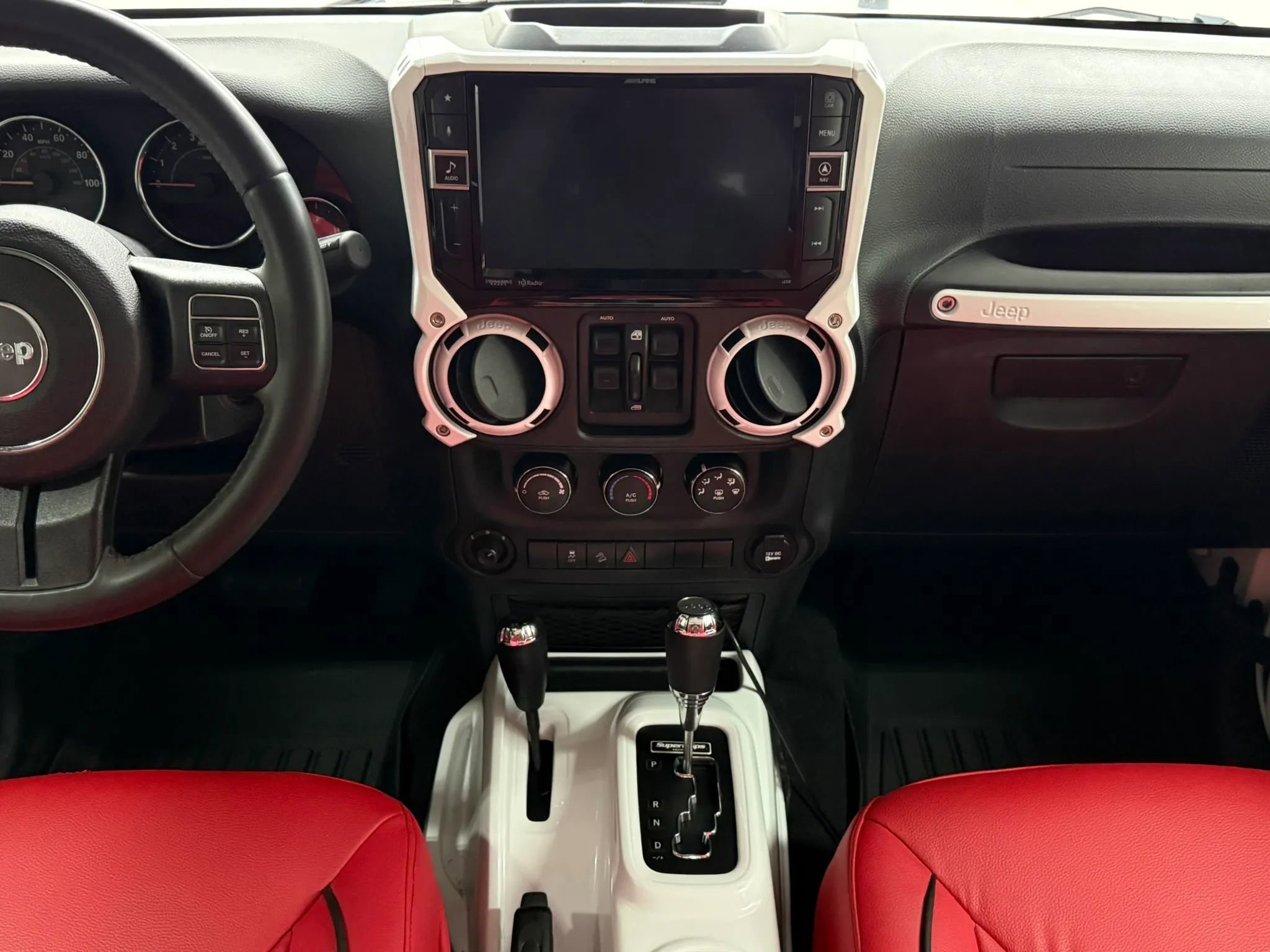 Used 2018 Jeep Wrangler Unlimited Sport S image 24