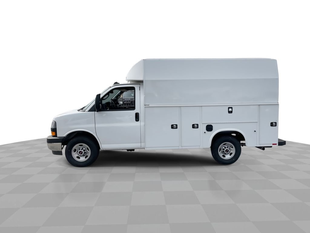 New 2025 GMC Savana 3500 w/ Power Convenience Package image 5