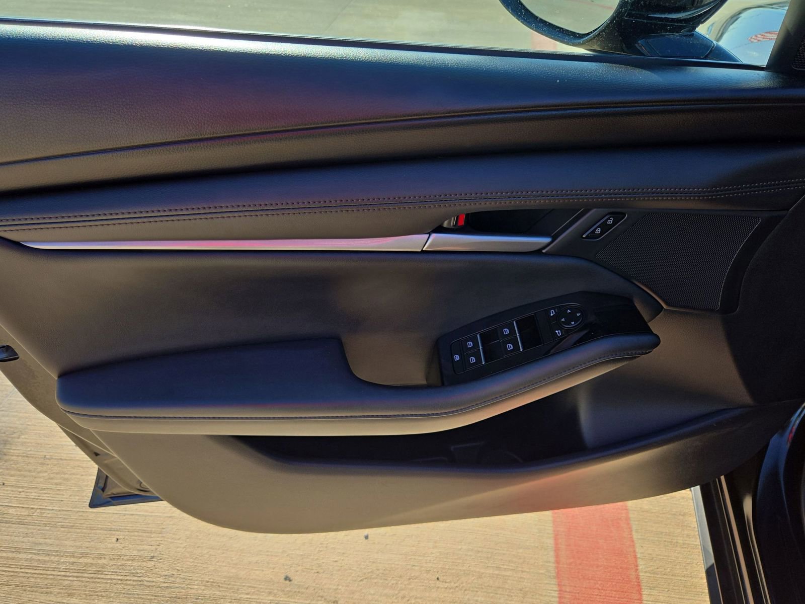 Used 2024 MAZDA MAZDA3 s image 11