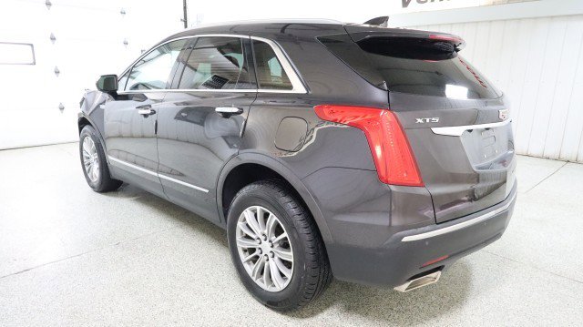 Used 2017 Cadillac XT5 Luxury w/ Driver Awareness Package image 3