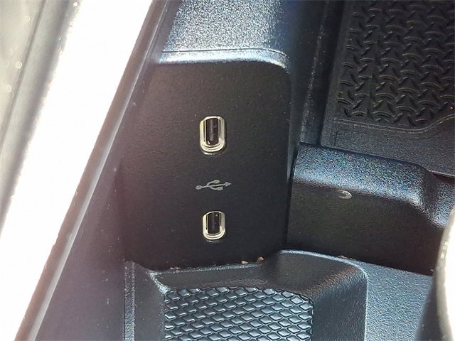 Used 2025 Mercedes-Benz E 450 4MATIC Sedan image 24