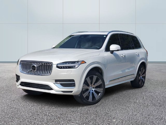 Certified 2025 Volvo XC90 T8 Plus w/ Protection Package Premier