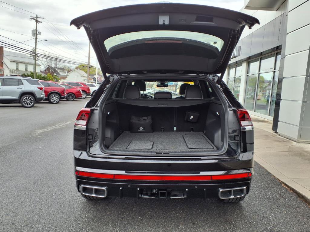 Used 2024 Volkswagen Atlas Cross Sport SEL Premium R-Line image 8