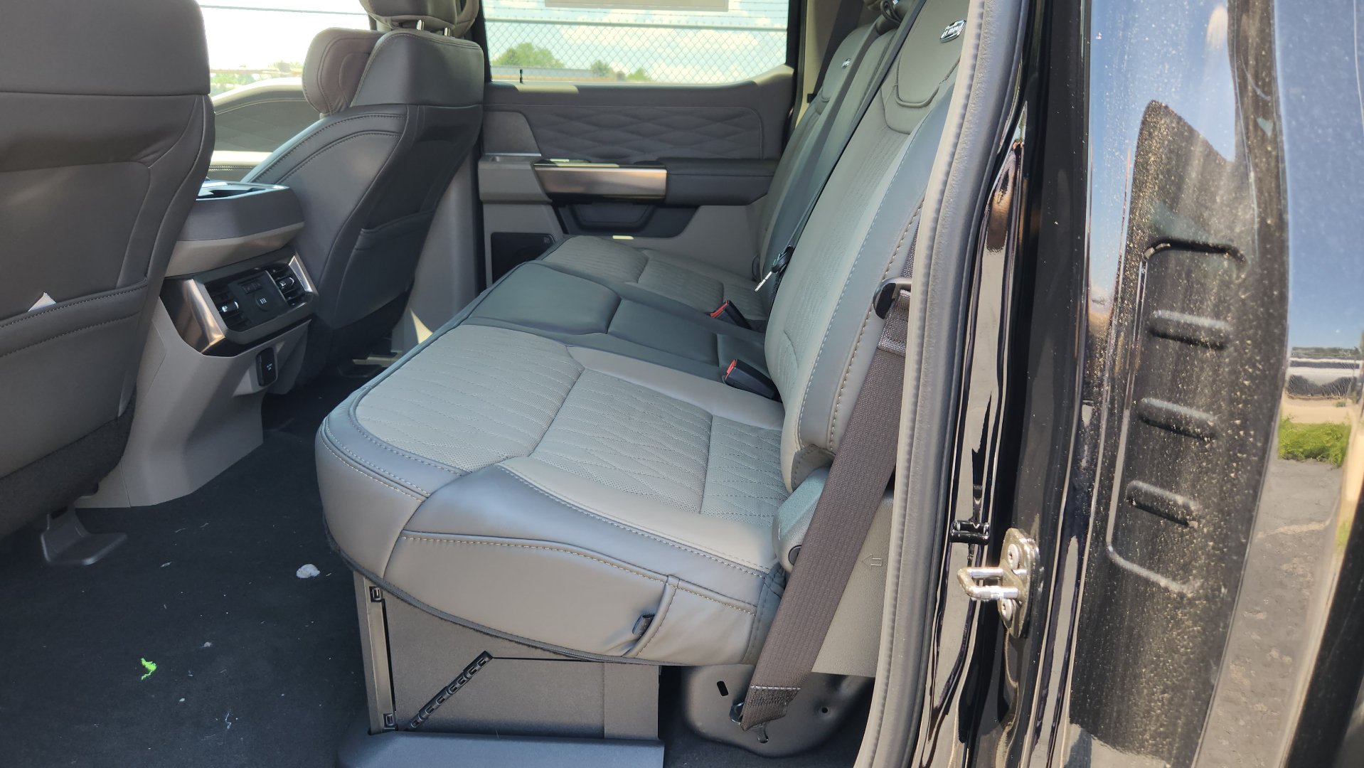 New 2026 Ford F350 Platinum w/ Platinum Plus Package AWD/4WD image 15