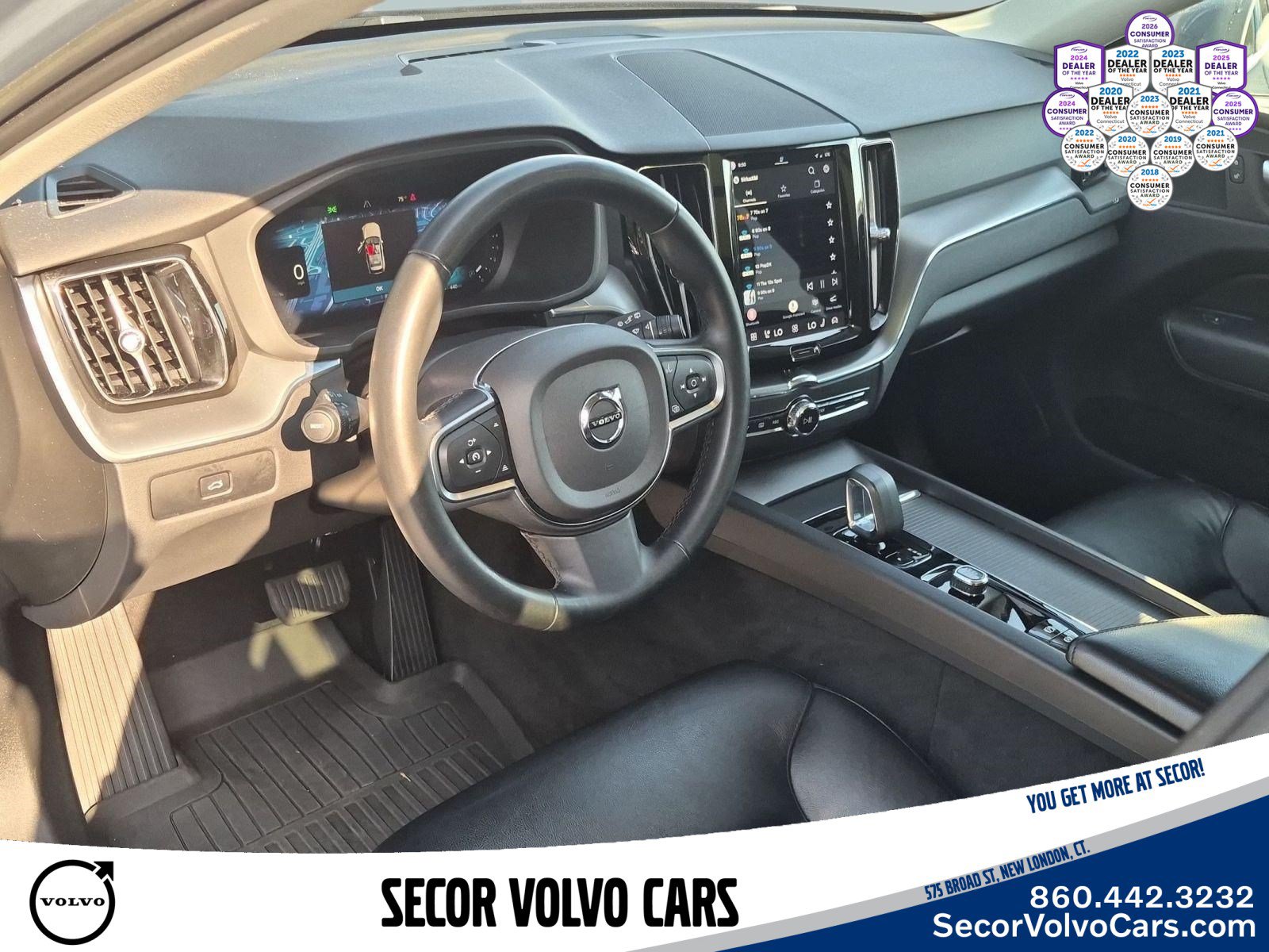 Used 2023 Volvo XC60 B5 Core w/ Climate Package AWD/4WD image 10