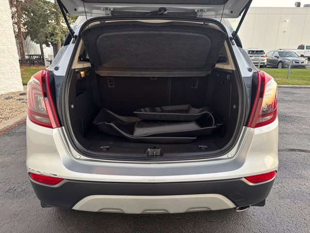 Used 2022 Buick Encore Preferred w/ Safety Package FWD image 6