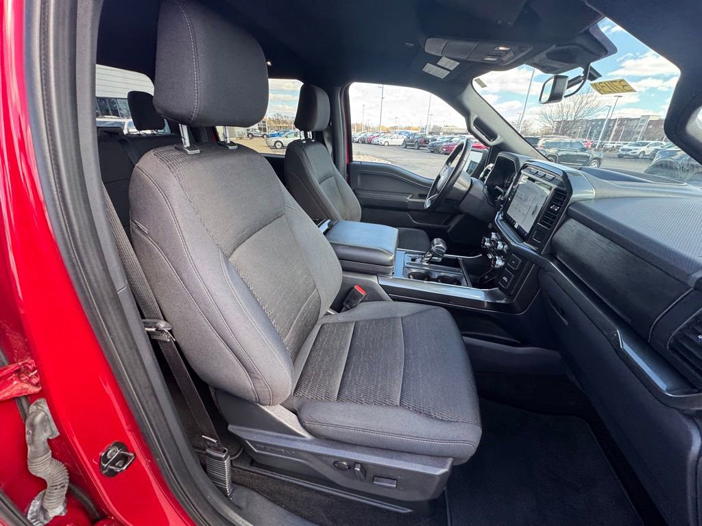 Certified 2022 Ford F150 XLT w/ Equipment Group 302A High image 21