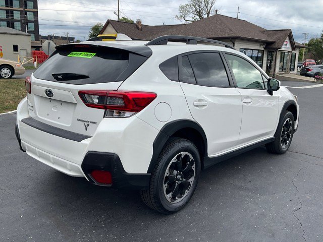 Used 2021 Subaru Crosstrek 2.0i Premium image 6