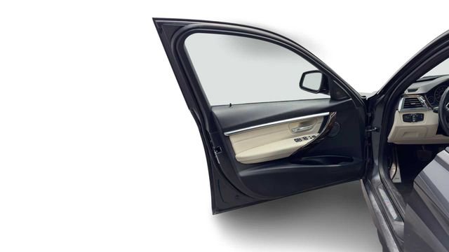 Used 2016 BMW 340i xDrive Sedan AWD/4WD image 10