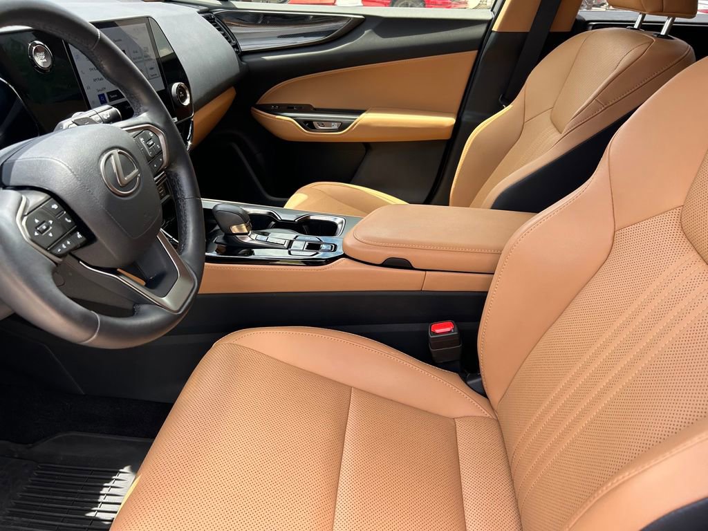 Used 2024 Lexus NX 250 FWD w/ Cold Area Package image 11