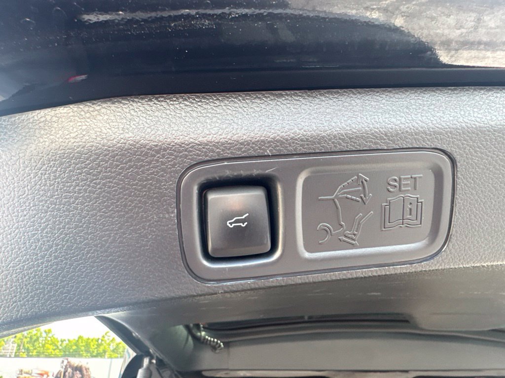 Used 2023 Ford Expedition Platinum AWD/4WD image 54