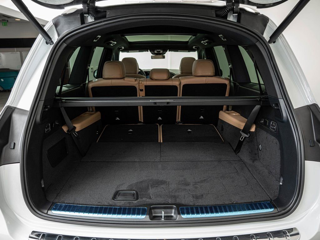 New 2026 Mercedes-Benz GLS 580 4MATIC image 41