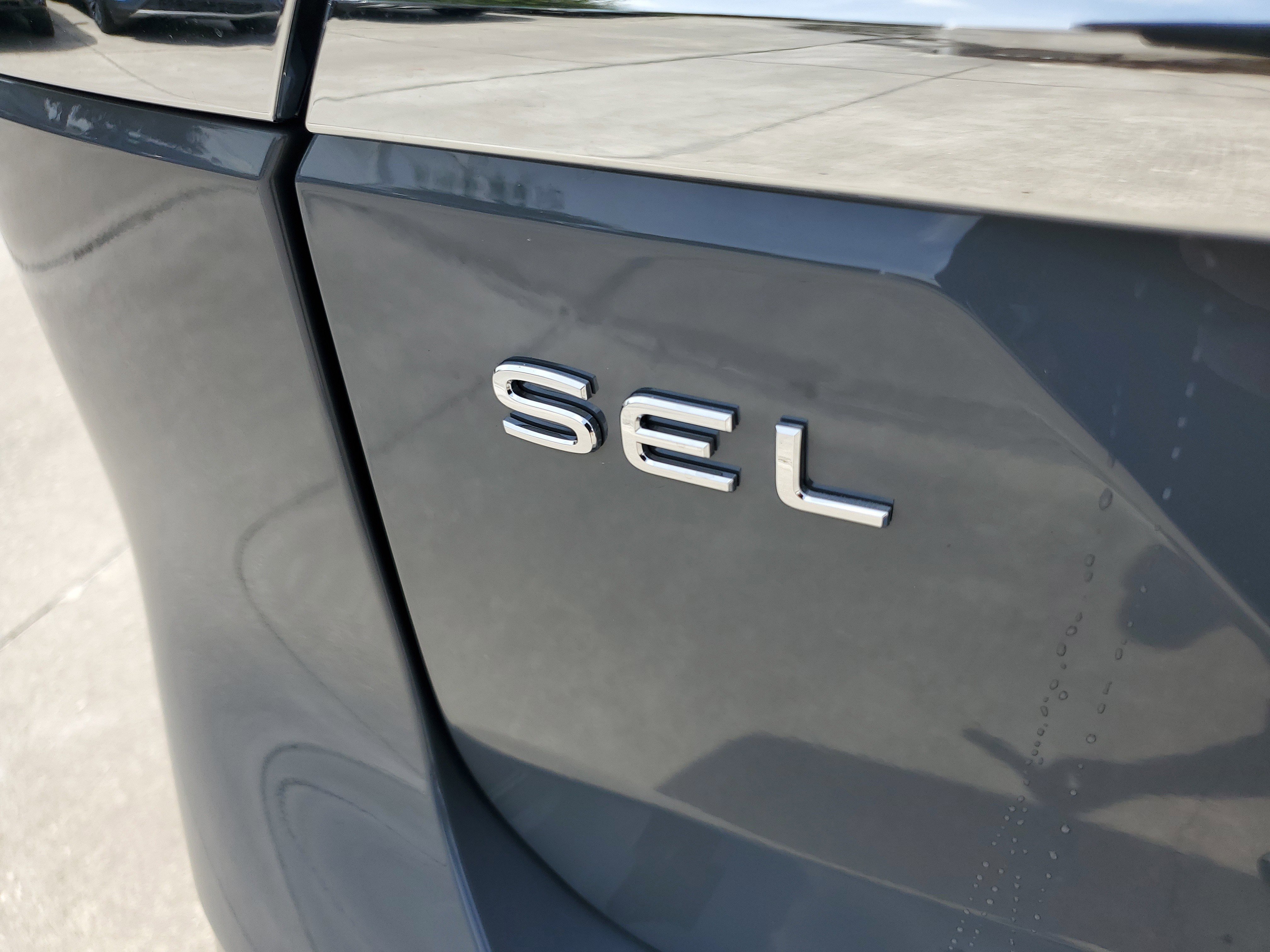 New 2025 Volkswagen Atlas SEL Premium R-Line image 7