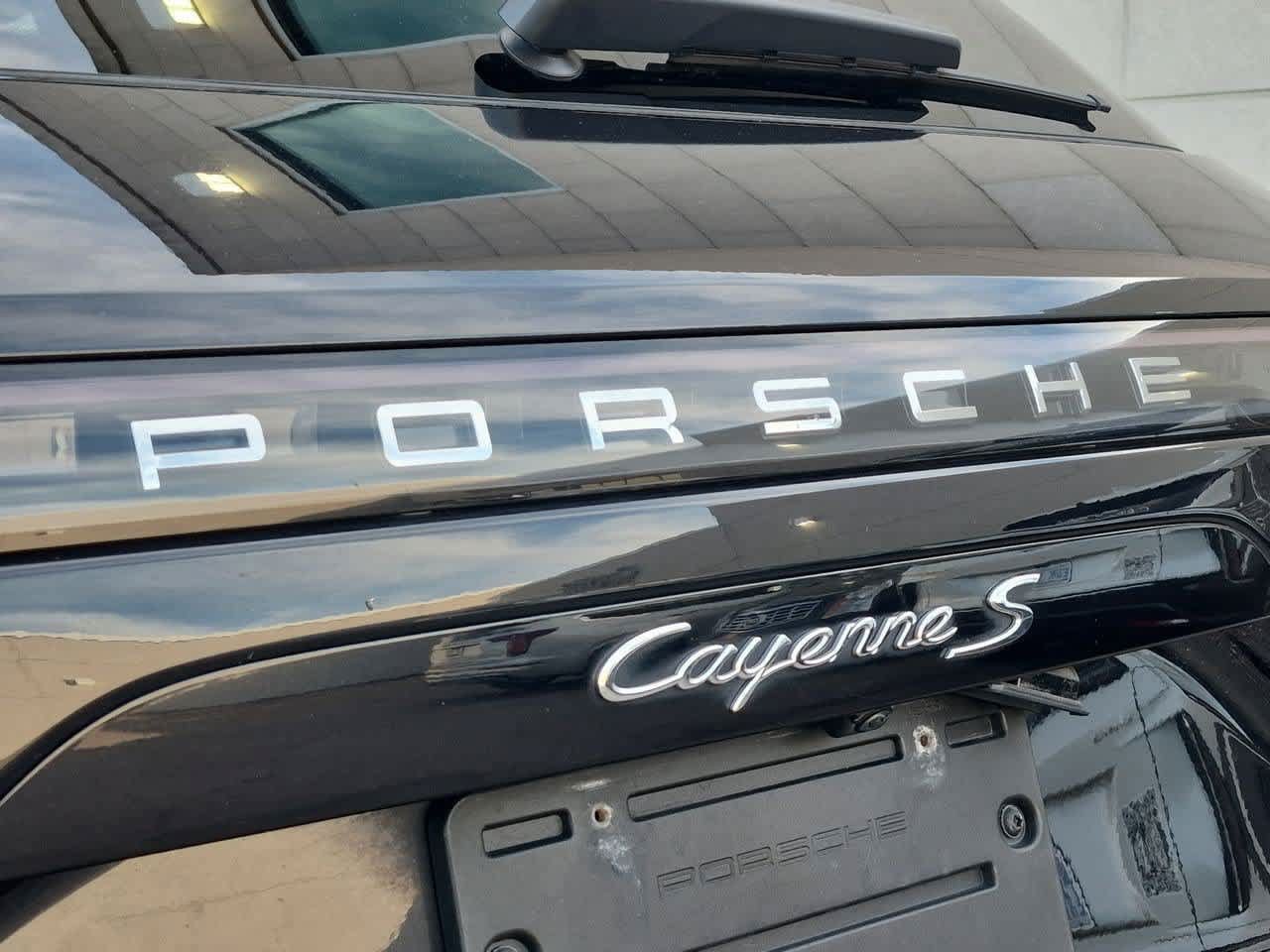 Used 2022 Porsche Cayenne S AWD/4WD image 12