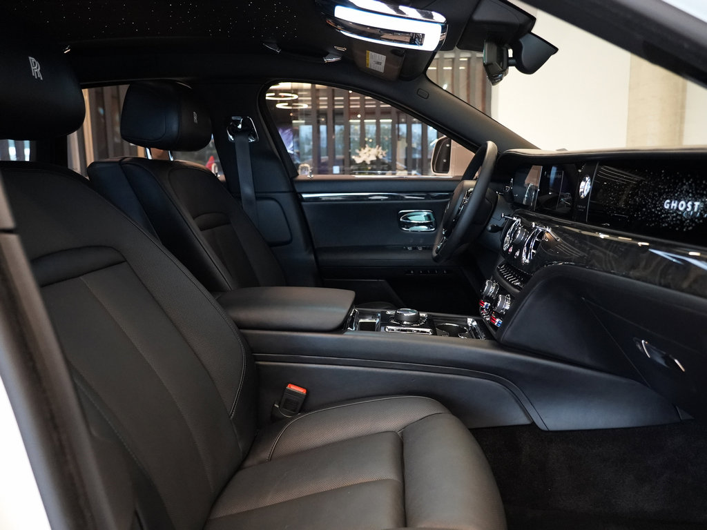 Certified 2022 Rolls-Royce Ghost image 27