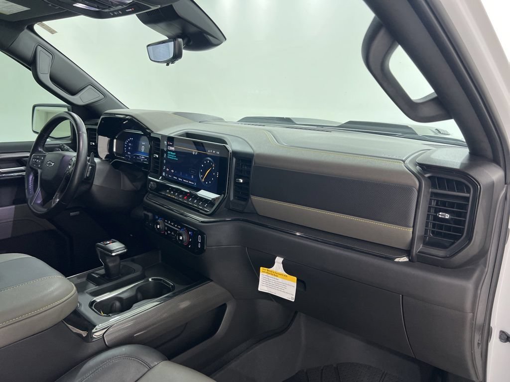 Used 2024 Chevrolet Silverado 1500 ZR2 w/ Technology Package AWD/4WD image 28