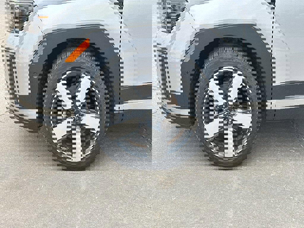 New 2025 Hyundai Santa Fe Limited image 3