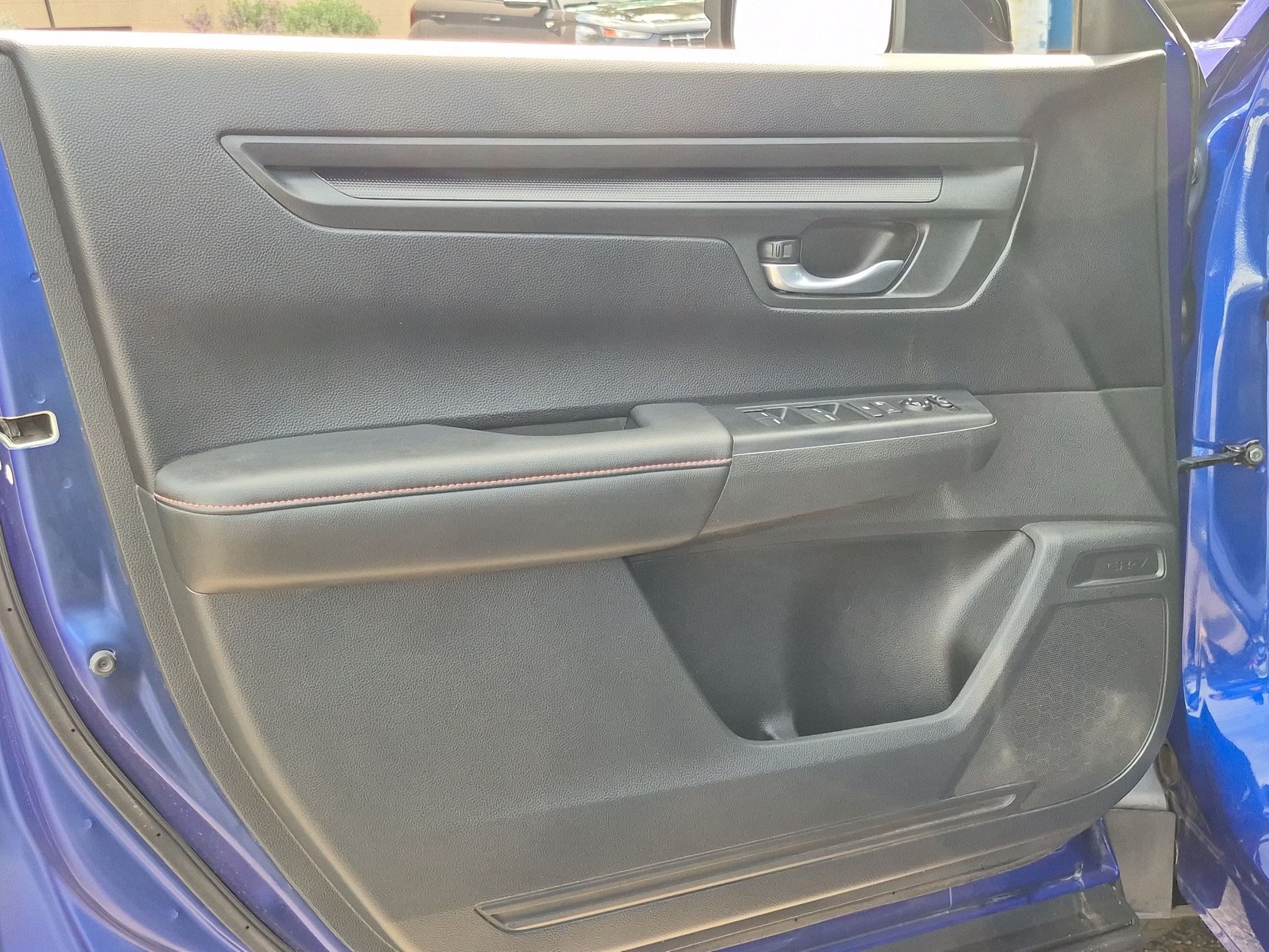 Used 2023 Honda CR-V Sport image 11