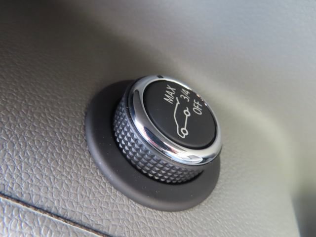 Used 2023 Cadillac XT6 Premium Luxury w/ Technology Package image 14