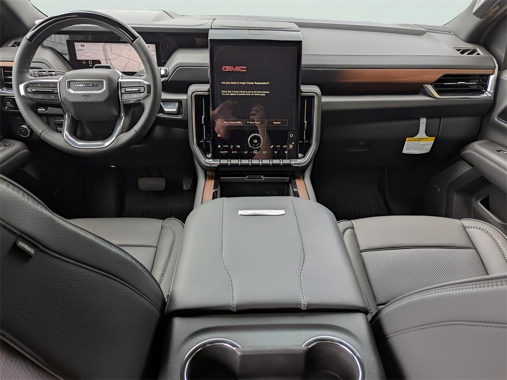 New 2025 GMC Yukon XL Denali w/ Denali Reserve Package image 23