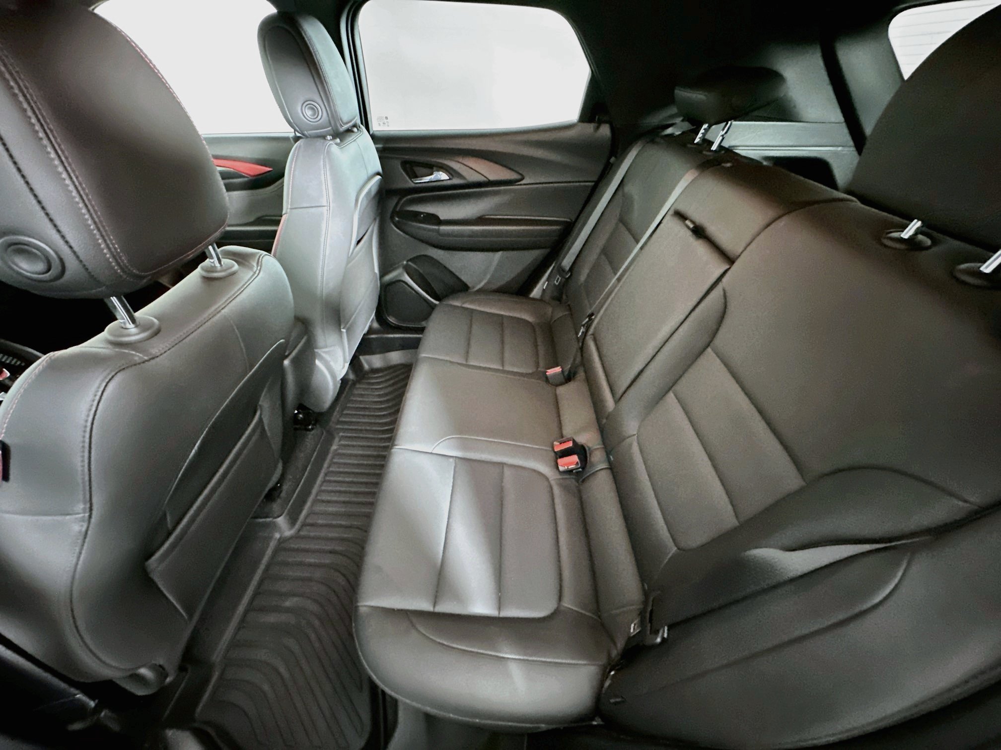 Used 2024 Chevrolet TrailBlazer RS FWD image 25