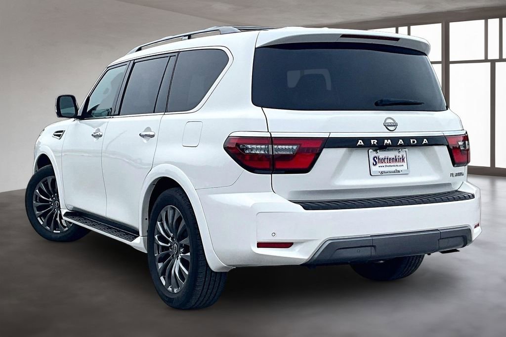 Used 2023 Nissan Armada Platinum w/ Captain's Chairs Package RWD image 4