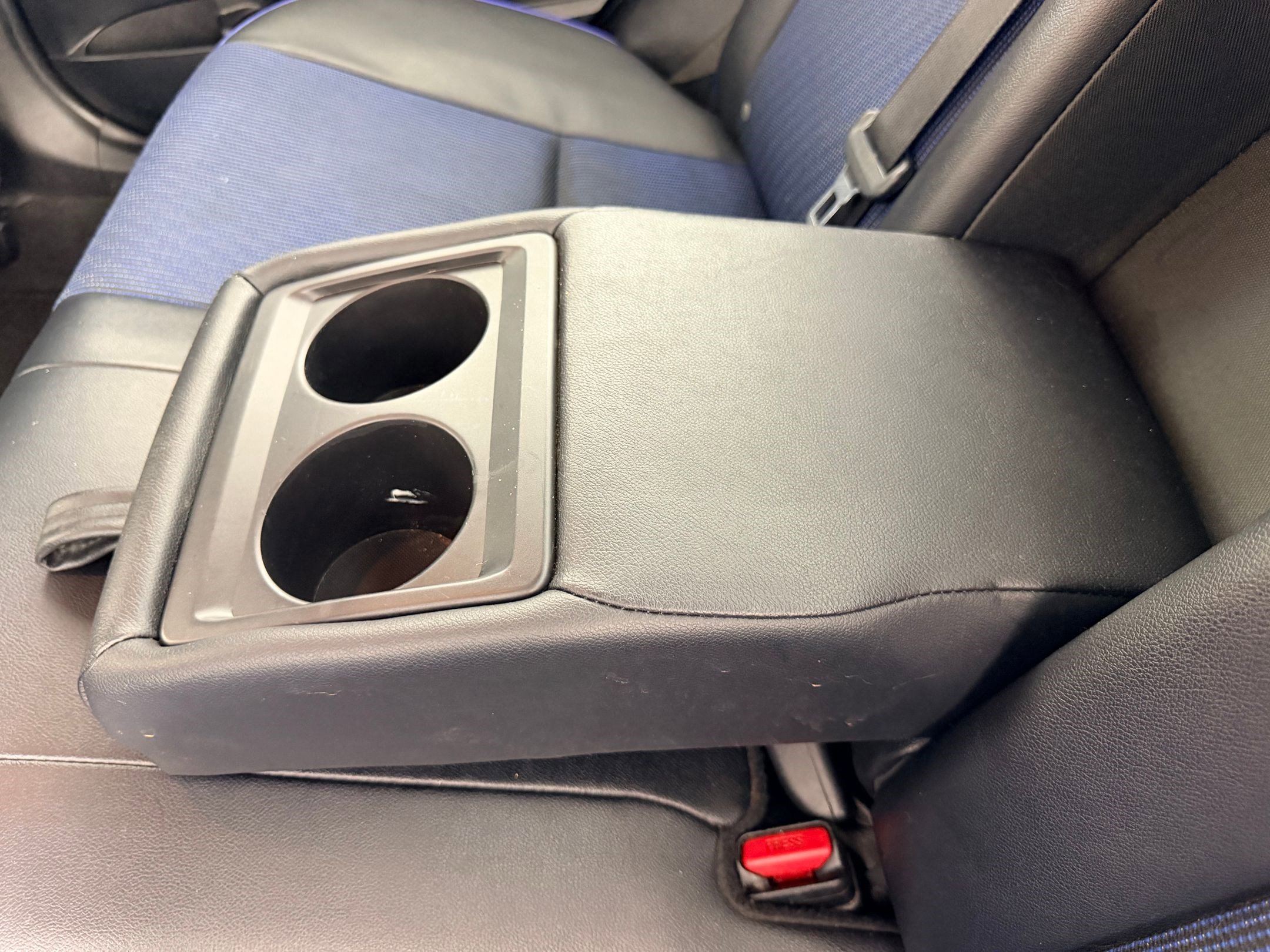 Used 2017 Toyota Corolla SE w/ SE Premium Package image 22