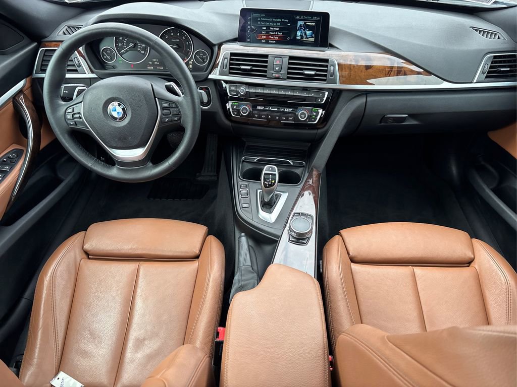 Used 2017 BMW 330i Gran Turismo xDrive image 21