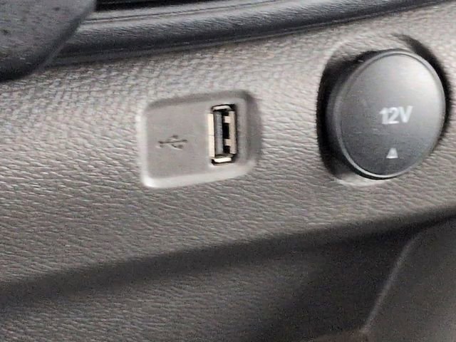 Used 2023 Ford Transit 350 XLT image 21