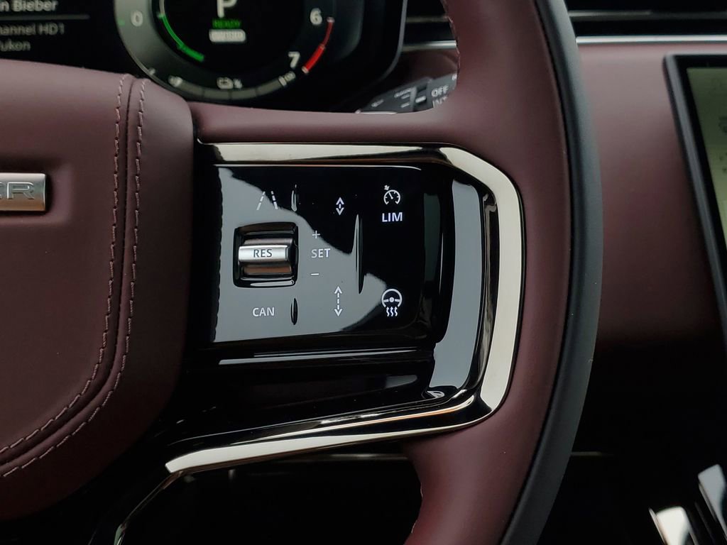 New 2026 Land Rover Range Rover Sport Dynamic SE image 18