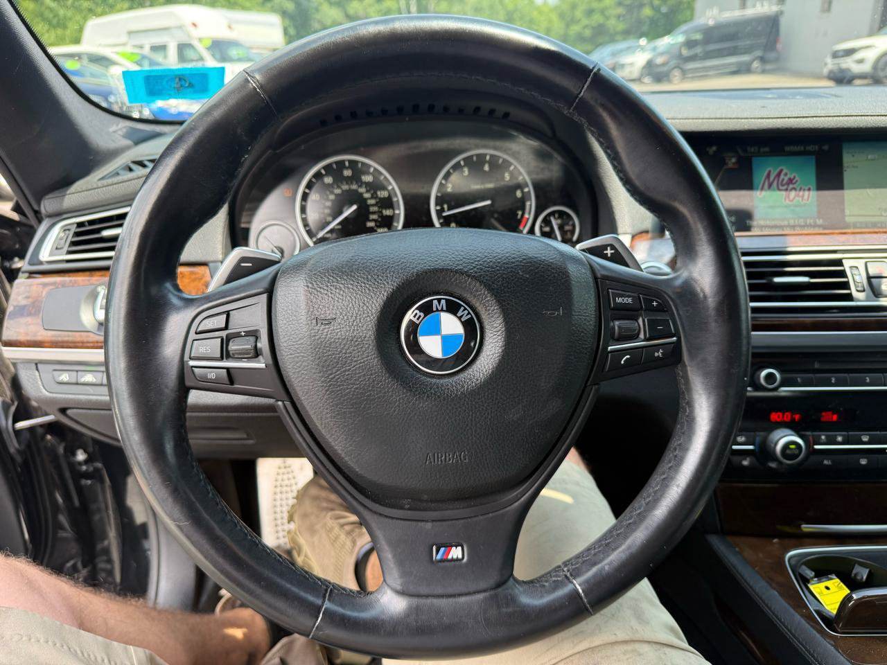 Used 2013 BMW 750Li RWD image 28
